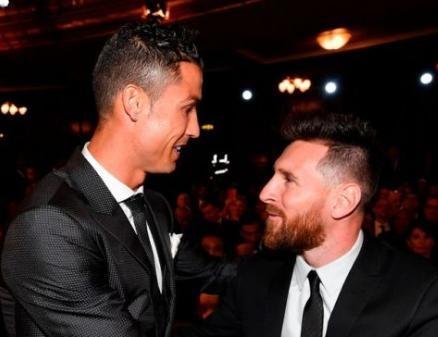 曼晚：部分球员不满阿莫林的战术打法，谢什科可改变这一局面（曼晚：更衣室对阿莫林战术存不满，谢什科被看好扭转局势）