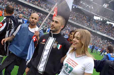 巴西双塔的“玻璃”之殇！米利唐与布雷默难逃伤病魔爪，近年连续重伤（巴西双塔难挡伤病侵袭：米利唐、布雷默近年重伤频发）