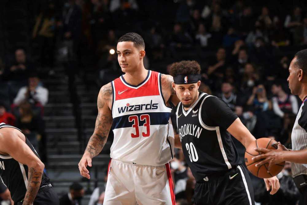 罗马诺：那不勒斯风暴已过，孔蒂如期归队准备让球队重回正轨（罗马诺：那不勒斯风波平息，孔蒂准时回归，力争带队重回正轨）