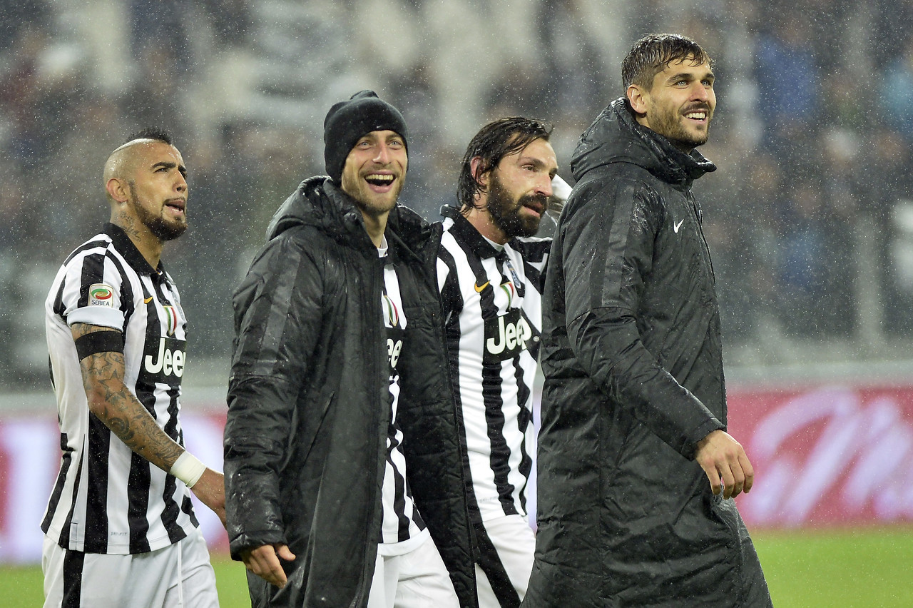 霍芬海姆3-2逆转沃尔夫斯堡，布格尔梅开二度，普罗梅尔传射（霍芬海姆3-2翻盘狼堡：布格尔梅开二度，普罗梅尔传射建功）