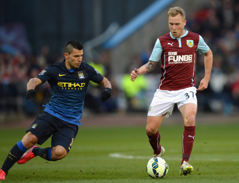 英联杯半场：维萨喜鹊处子球，卢基奇扳平，纽卡1-1富勒姆（英联杯半场：维萨喜鹊处子破门，卢基奇回敬，纽卡暂1-1富勒姆）